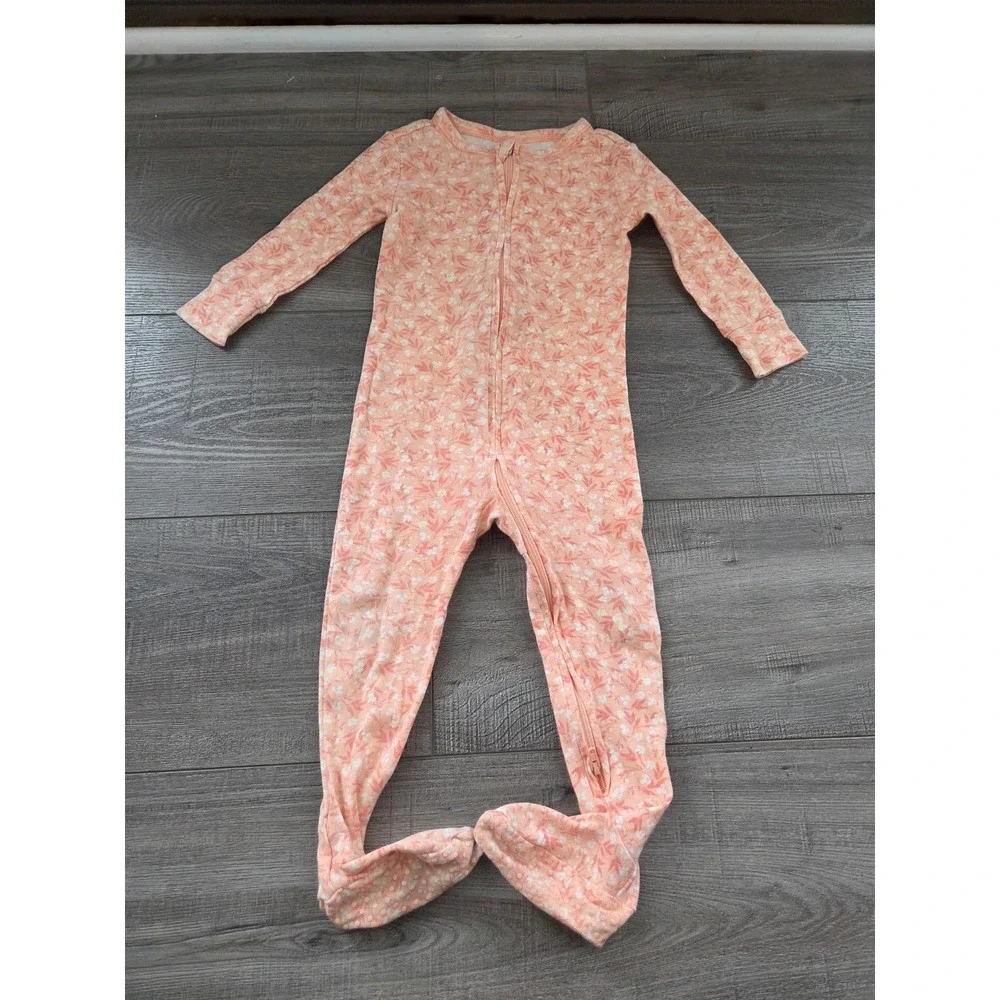 Old navy baby girl‎ sleeper 18-24 mos